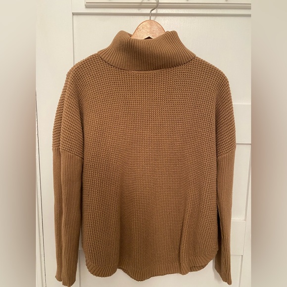 Michael Kors Sweater - Picture 1 of 4